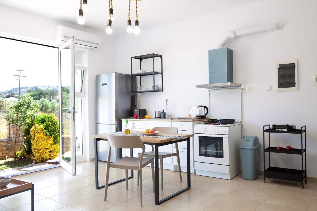 Livingfy Apt With Mountain View & Garden 베모스 외부 사진